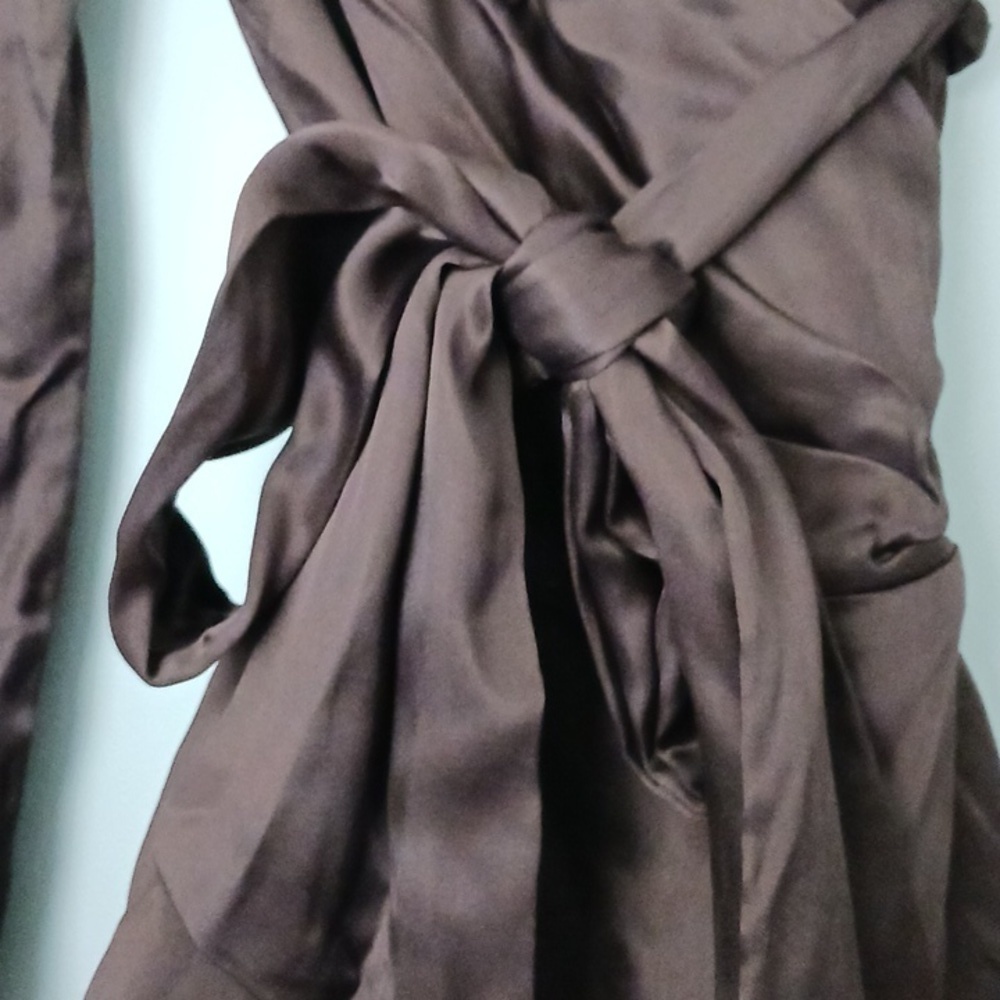 NWT Krisa Puff Sleeve Wrap Dress in Cocoa - Picture 7 of 9